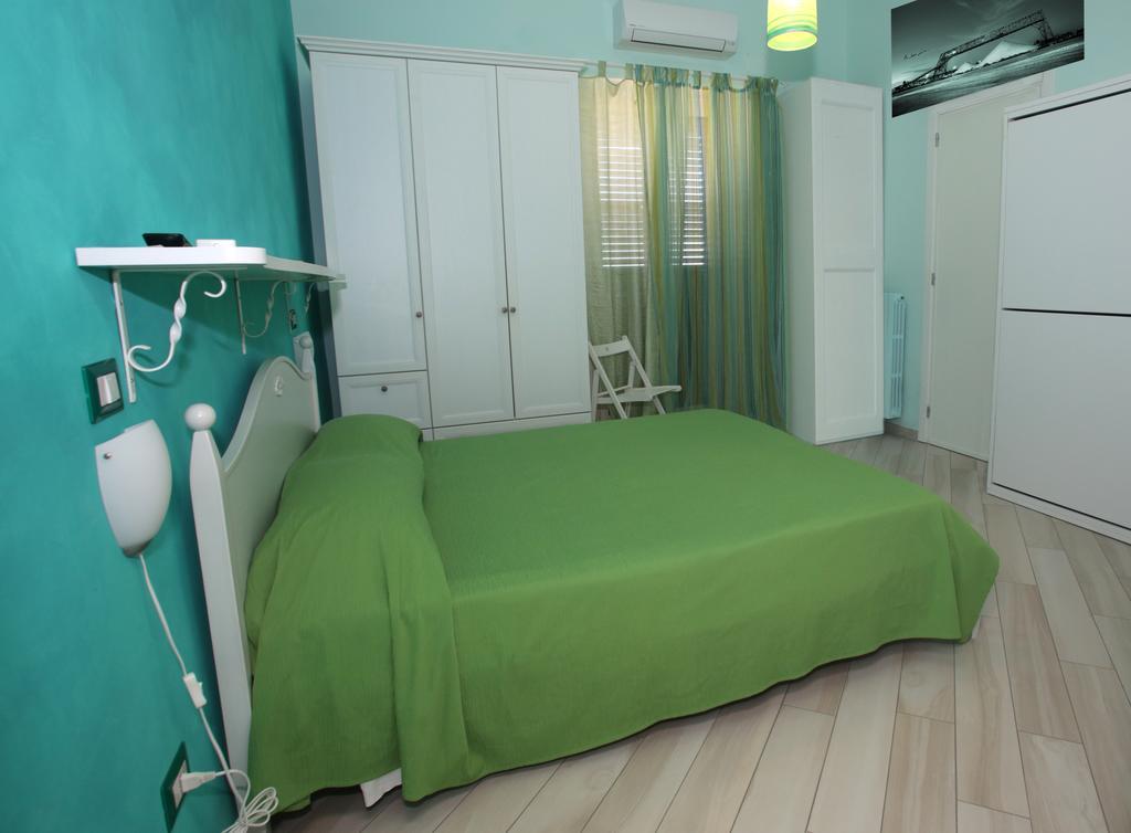 Le Nereidi Beb Acomodação com café da manhã Margherita Di Savoia Quarto foto